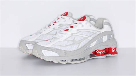 nike shox supreme weiß|supreme shox white shoes.